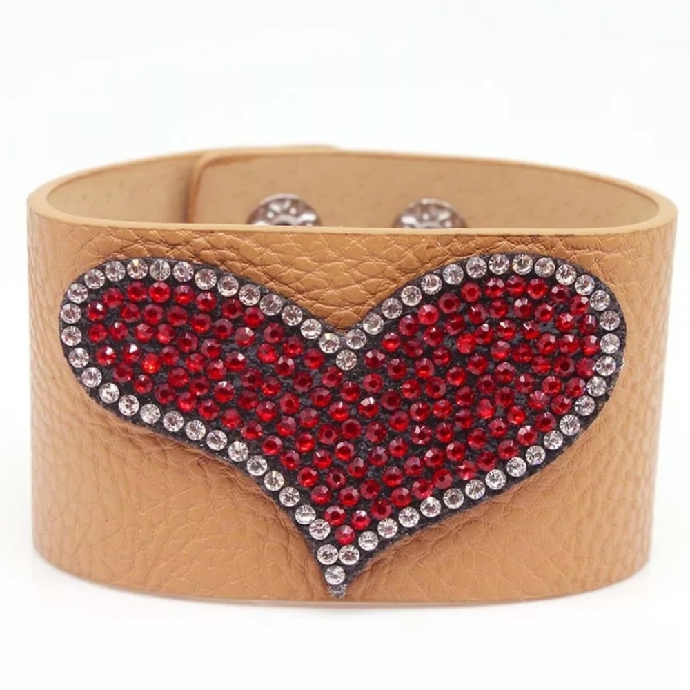 RHINESTONE CAMEL COLOR HEART ❤ LEATHER BRACELET